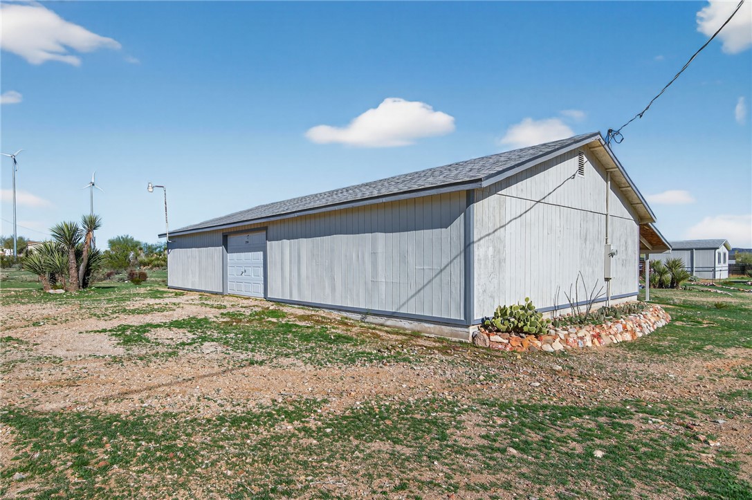 2294 South Dragoon Road Golden Valley, AZ 86413 - Photo 12 of 35 View of outdoor structure