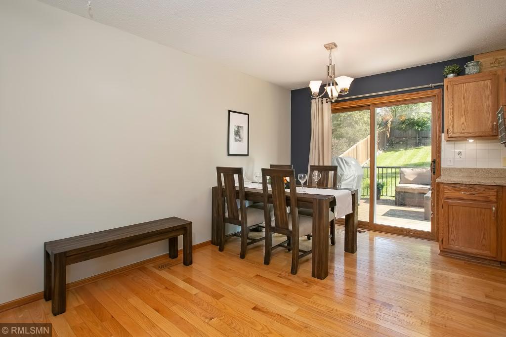 4478 Fawn Ridge Trail Eagan, MN 55123 - Photo 4 of 19 Gallery Image 4