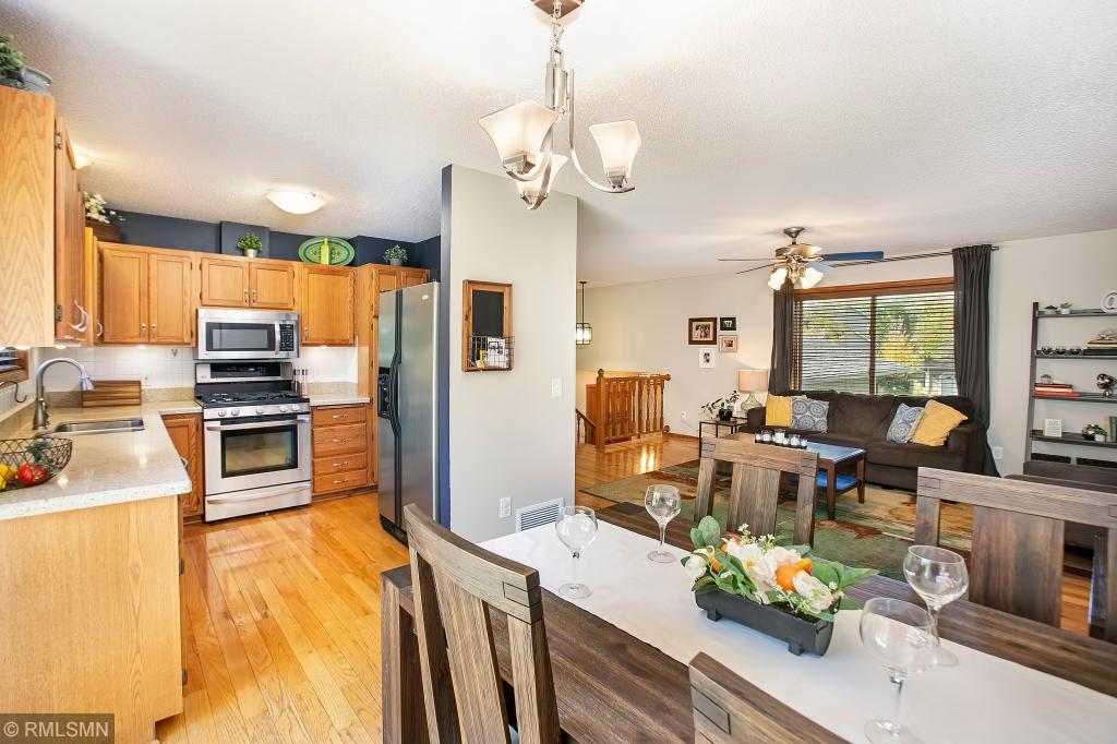 4478 Fawn Ridge Trail Eagan, MN 55123 - Photo 5 of 19 Gallery Image 5