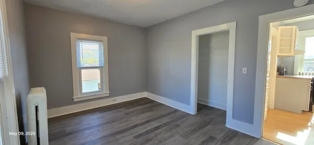 $1,250 | 328 1st Street, Unit 1, Manistee, MI 49660