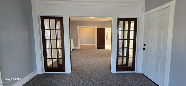 $1,250 | 328 1st Street, Unit 1, Manistee, MI 49660