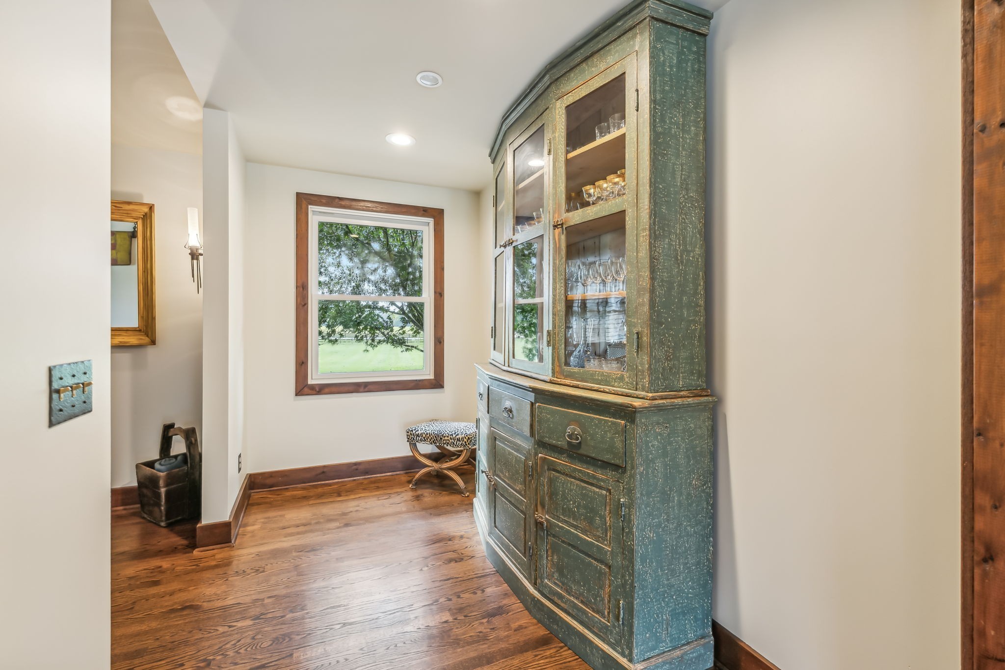 2864 Sawyer Bend Road Nashville, TN 37221 - Photo 39 of 94 a view of a hallway with wooden floor and windows