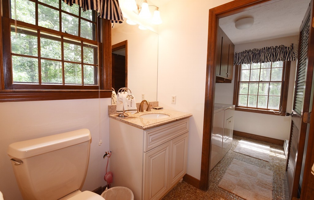 48 Long Hill Road Pembroke, MA 02359 - Photo 11 of 30 Gallery Image 11