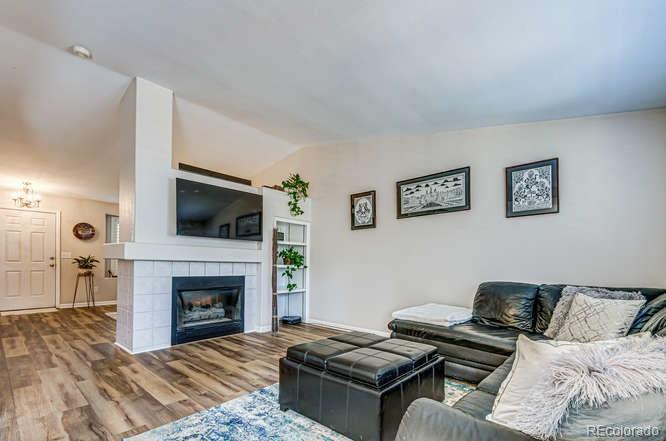 10554 Hyacinth Place Highlands Ranch, CO 80129 - Photo 7 of 23 Gallery Image 7