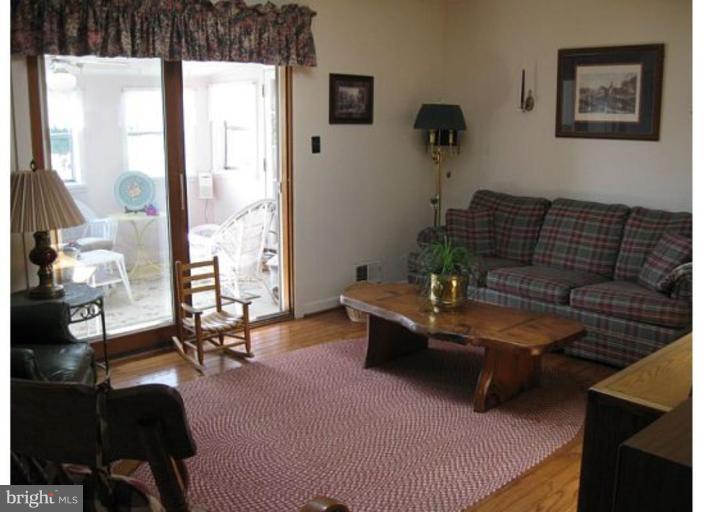 5053 Weston Road Catlett, VA 20119 - Photo 4 of 22 Family Room