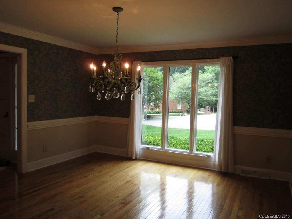 4445 Canoebrook Road Charlotte, NC 28210 - Photo 3 of 24 Gallery Image 3
