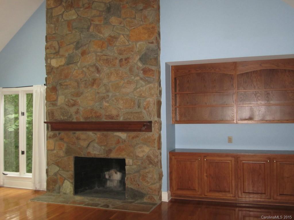 4445 Canoebrook Road Charlotte, NC 28210 - Photo 10 of 24 Gallery Image 10