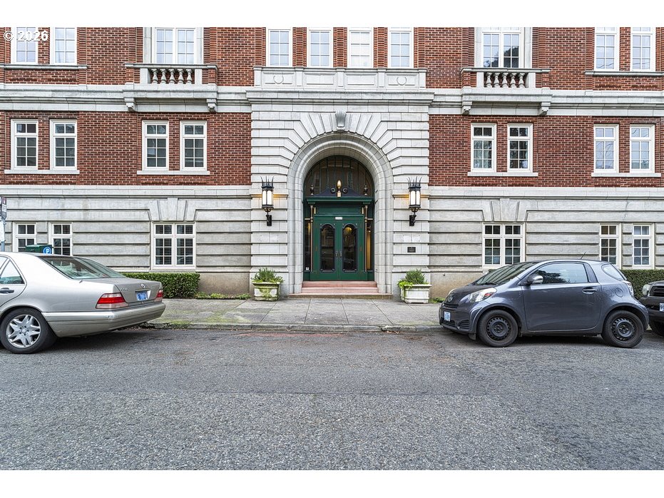 2015 Northwest Flanders Street, Unit 314 Portland, OR 97209 - Photo 22 of 22