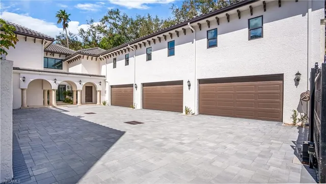 $9,995,000 | 13323 Rosewood Lane, Naples, FL 34119