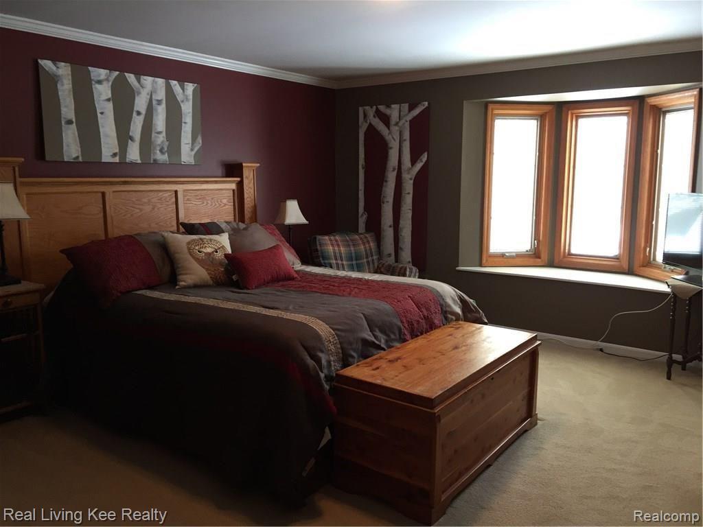 1739 Rapids Way Rochester Hills, MI 48309 - Photo 21 of 31