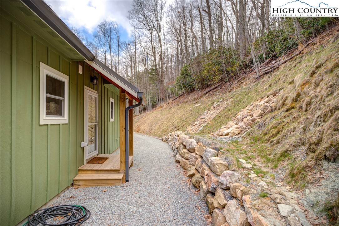 1561 Old Turnpike Road Boone, NC 28607 - Photo 8 of 48 Gallery Image 8