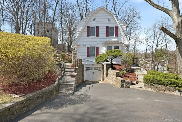 $849,000 | 68 Allen Street, Dobbs Ferry, NY 10522