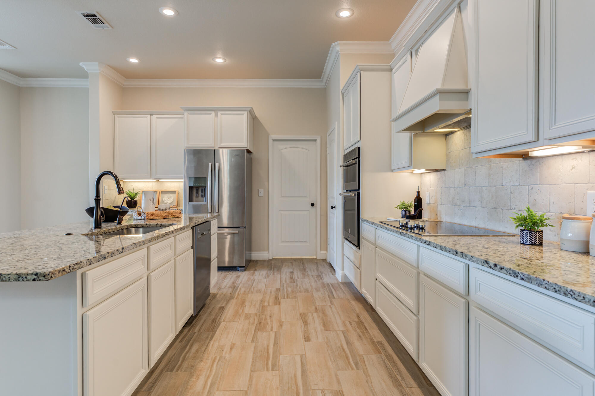 9303 Turner Avenue Lubbock, TX 79424 - Photo 9 of 41 DSC03205_6_7_8_9