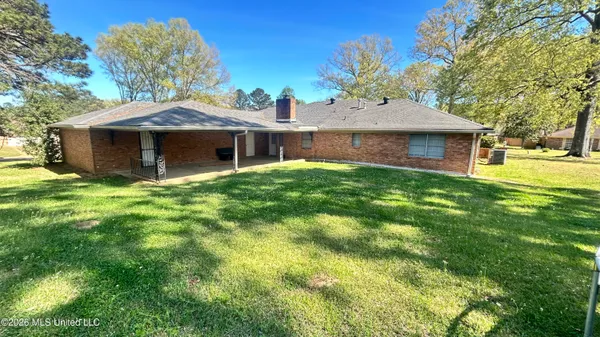 $195,000 | 1628 Fairwood Drive, Jackson, MS 39213
