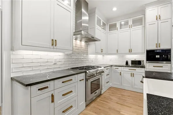 $1,495,000 | 2085 Cambridge Avenue, Atlanta, GA 30337