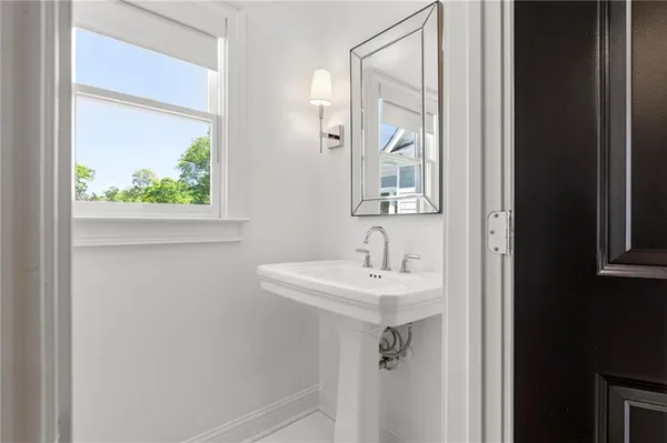 $1,495,000 | 2085 Cambridge Avenue, Atlanta, GA 30337