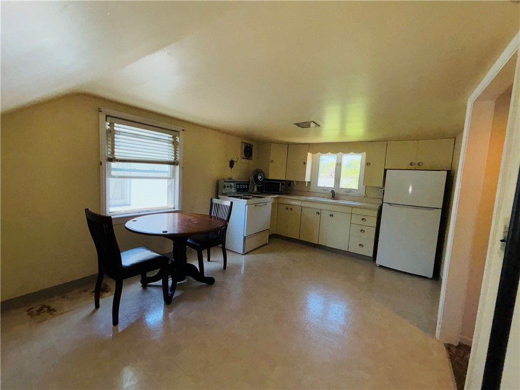 230 Desmond Road Greece, NY 14616 - Photo 20 of 33