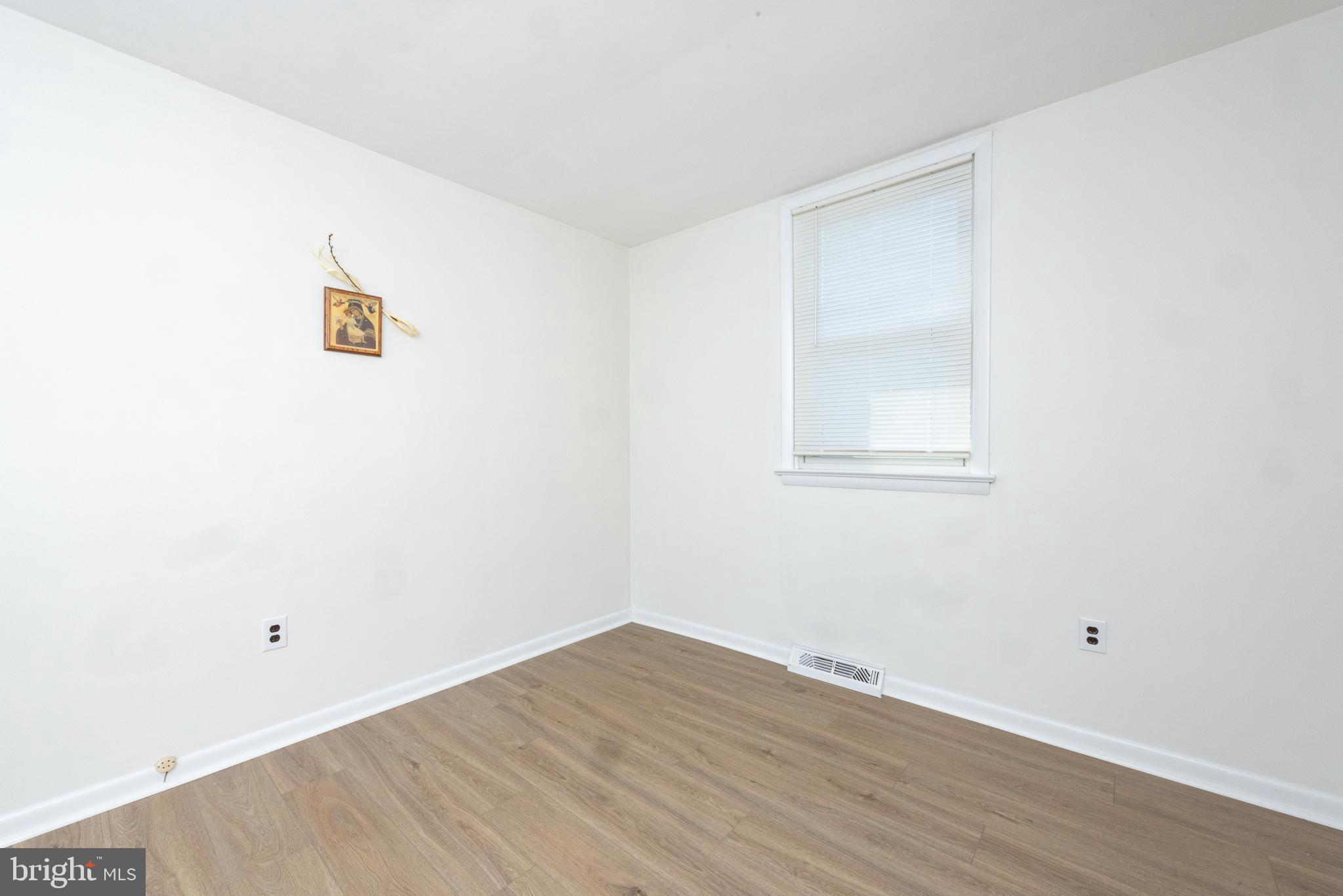 975 Spring View Drive Southampton, PA 18966 - Photo 33 of 45 Gallery Image 33