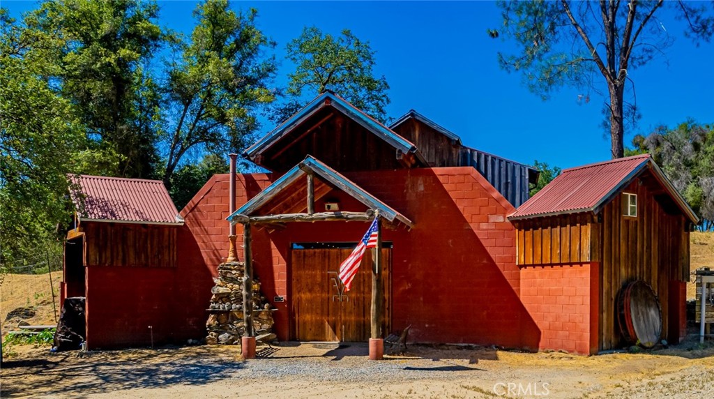 49610 House Ranch Road O'Neals, CA 93645 - Photo 5 of 44 Winery/Ag Building
