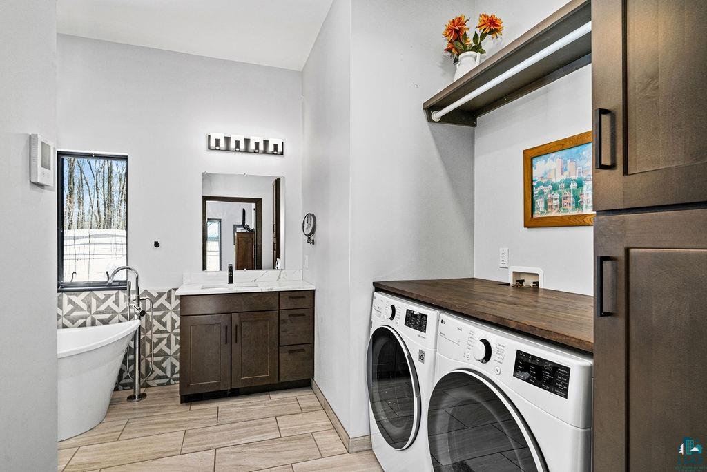 5524 Driftwood Estates Road Duluth, MN 55803 - Photo 15 of 50