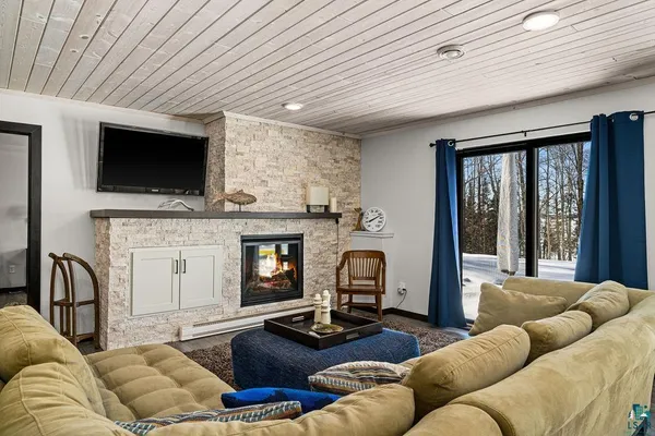 $1,399,900 | 5524 Driftwood Estates Road, Duluth, MN 55803