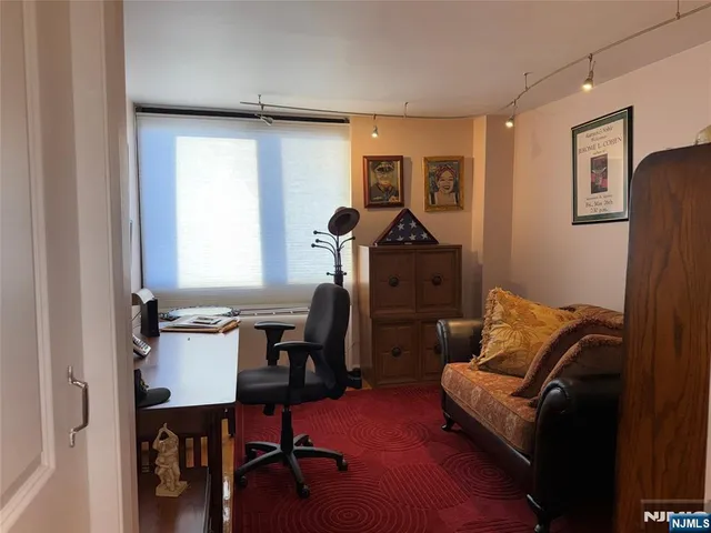 $449,900 | 770 Anderson Avenue, Unit 17D, Cliffside Park, NJ 07010