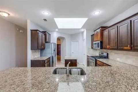 $2,600 | 613 Gannet Trail, Argyle, TX 76226