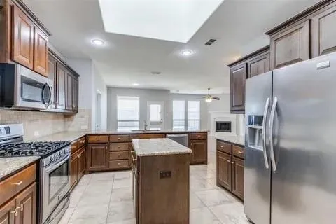 $2,600 | 613 Gannet Trail, Argyle, TX 76226