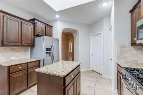 $2,600 | 613 Gannet Trail, Argyle, TX 76226