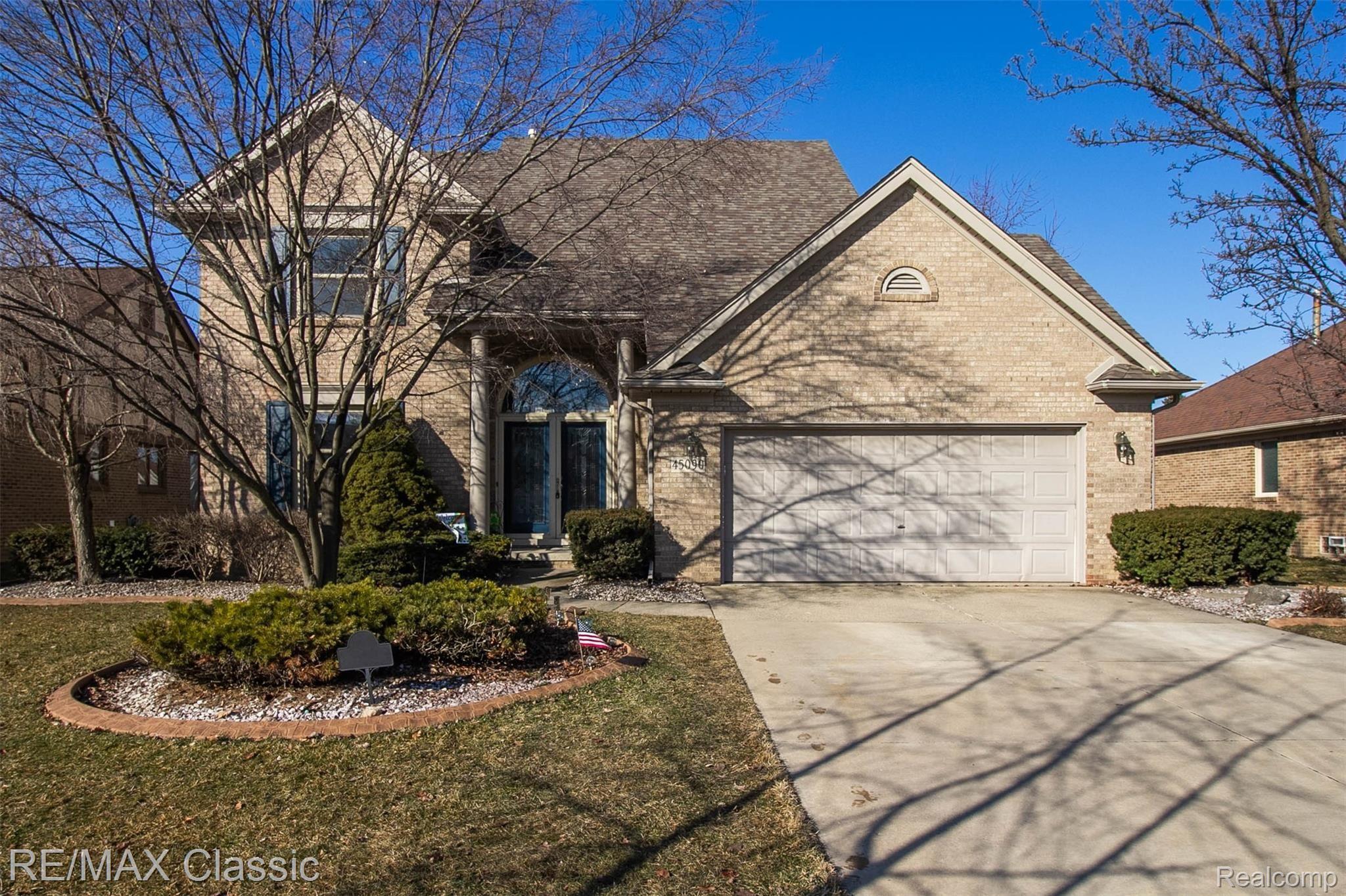 45090 Glengarry Road Canton, MI 48188 - Photo 1 of 49 1.jpg