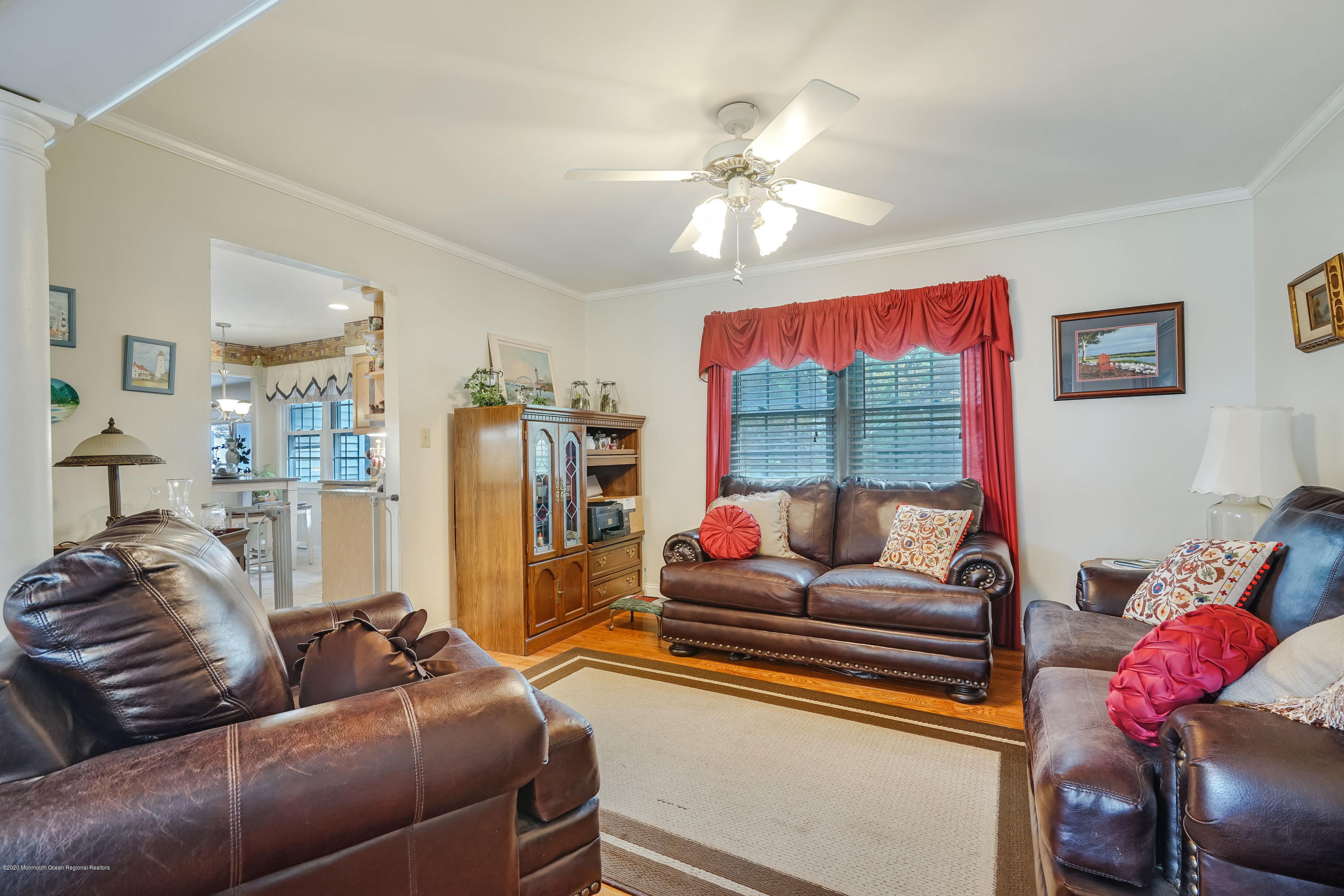 14 Rozlyn Court Eatontown, NJ 07724 - Photo 13 of 29 DSC05914