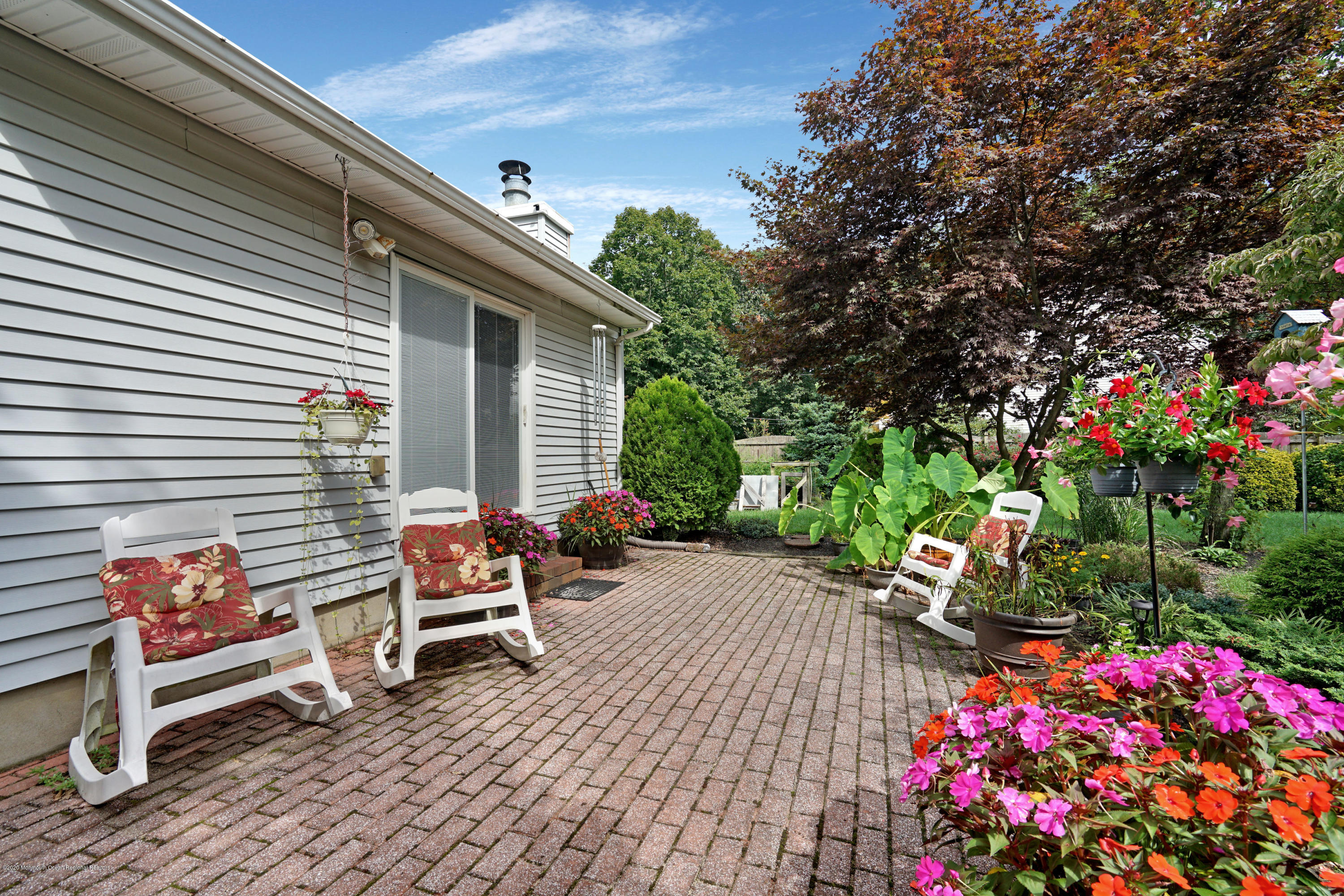 14 Rozlyn Court Eatontown, NJ 07724 - Photo 7 of 29 dsc05874-dsc05878