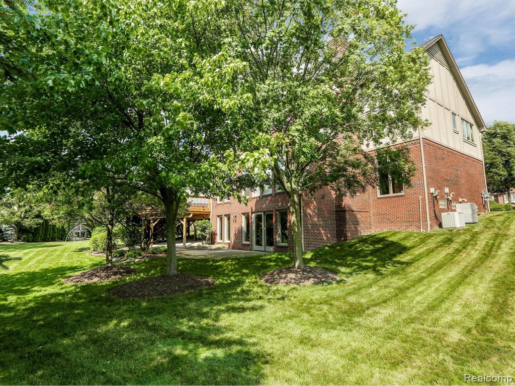 3632 Aynsley Drive Rochester Hills, MI 48306 - Photo 46 of 49