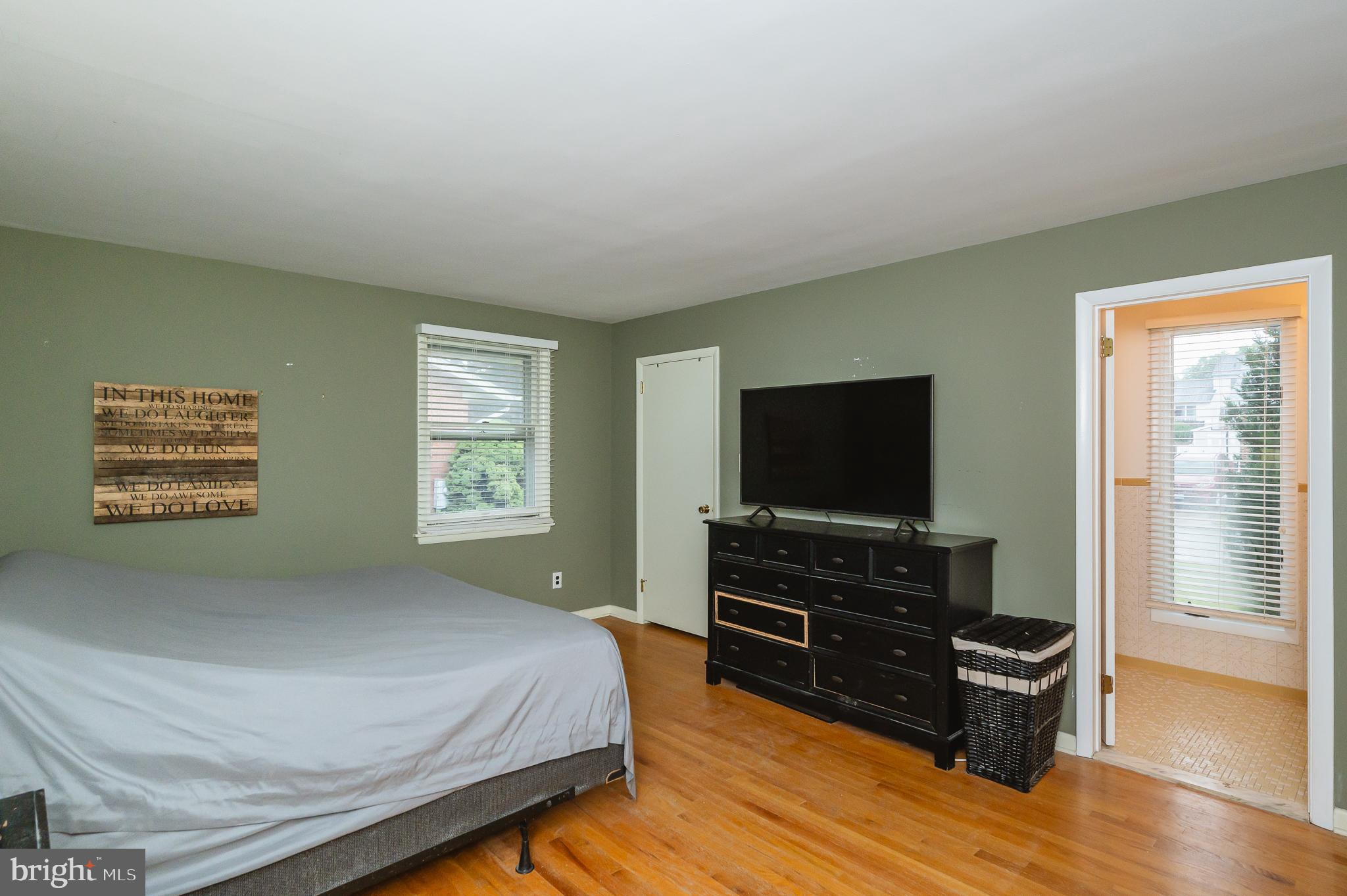9215 Cornflower Road Nottingham, MD 21236 - Photo 19 of 44 Primary Bedroom