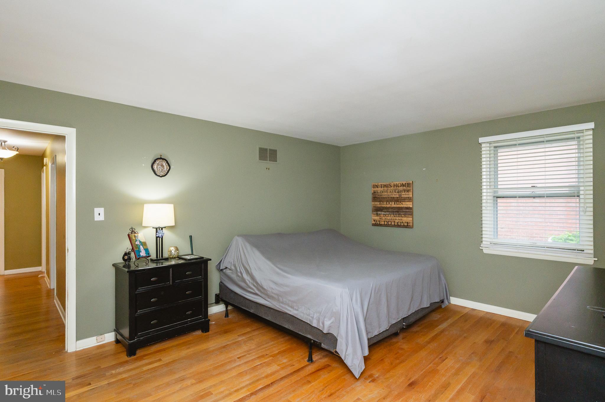 9215 Cornflower Road Nottingham, MD 21236 - Photo 20 of 44 Primary Bedroom