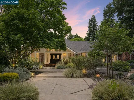 $2,998,800 | 2705 Mossy Oak Drive, Danville, CA 94506