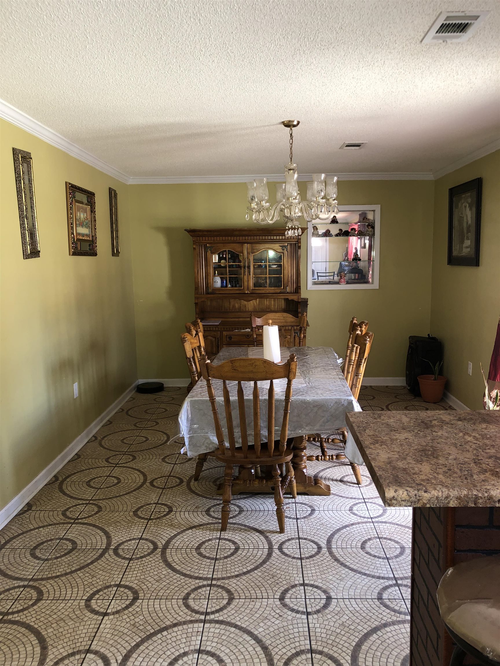 1441 Duke Road Memphis, TN 38122 - Photo 10 of 19 a view of a dining room with furniture