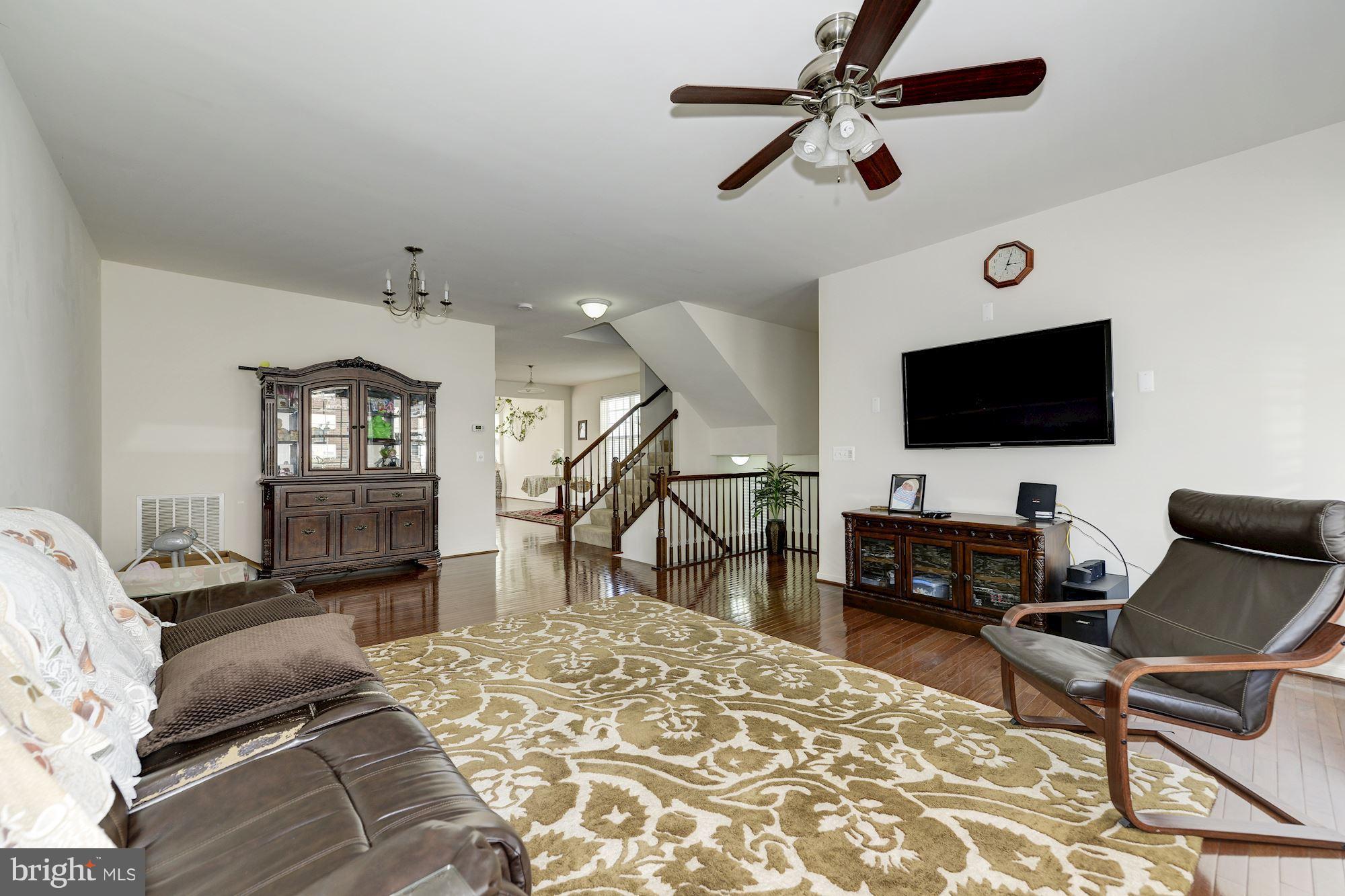 22677 Flowing Spring Square Brambleton, VA 20148 - Photo 4 of 30 Living Room View#3