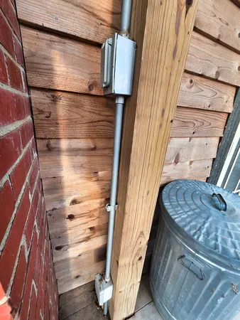 $156,000 | 102 West 3rd Street, Flora, IL 62839