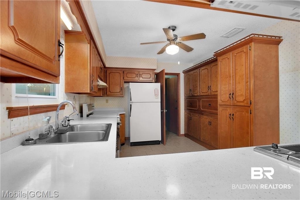 5617 Candia Court Mobile, AL 36693 - Photo 10 of 18