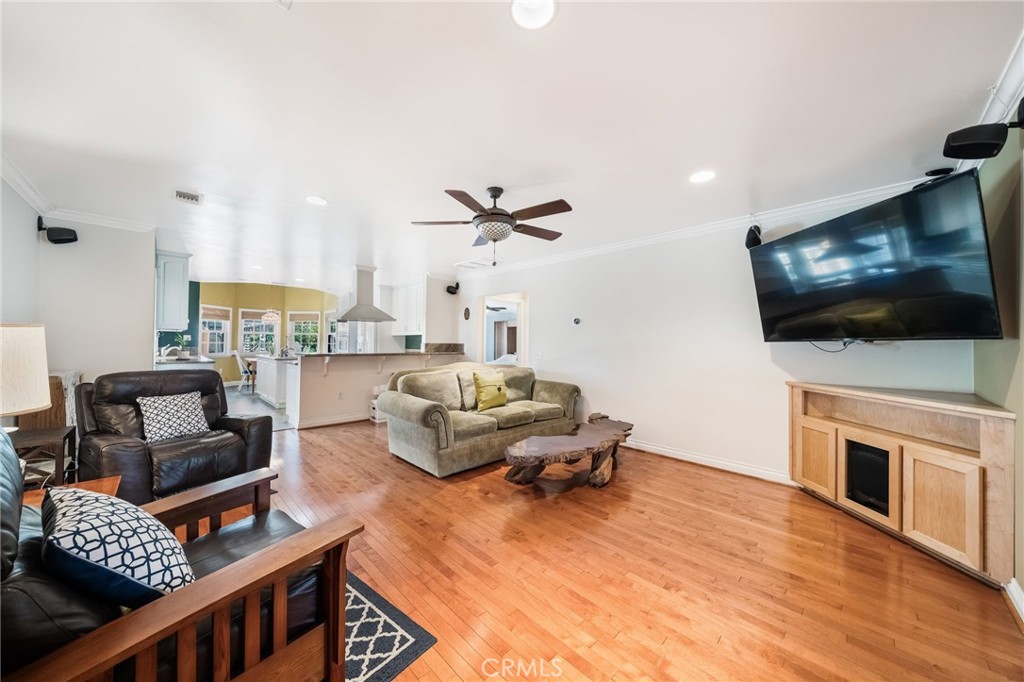 178 North Monterey Road Orange, CA 92866 - Photo 12 of 52