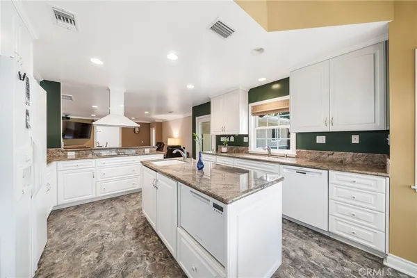 $1,995,000 | 178 North Monterey Road, Orange, CA 92866