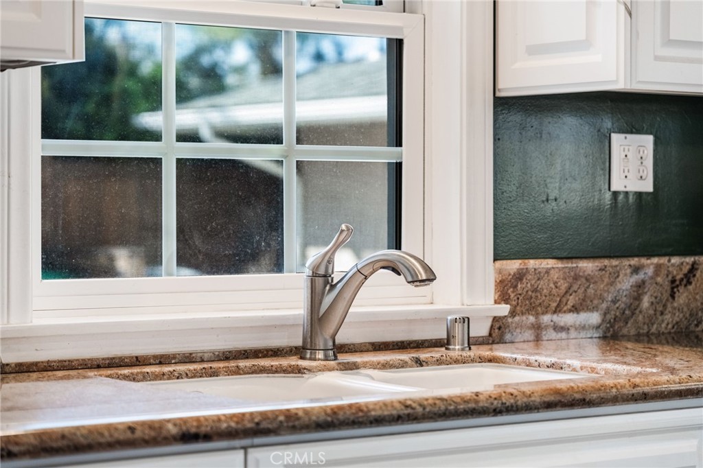 178 North Monterey Road Orange, CA 92866 - Photo 20 of 52