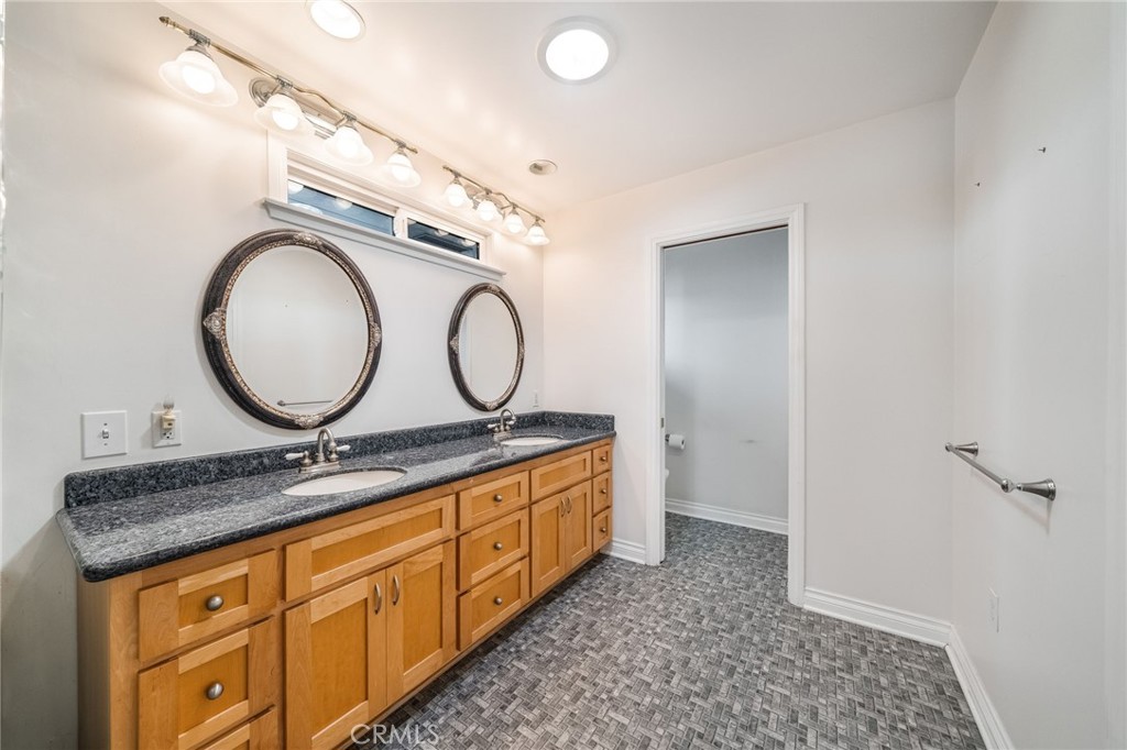 178 North Monterey Road Orange, CA 92866 - Photo 25 of 52