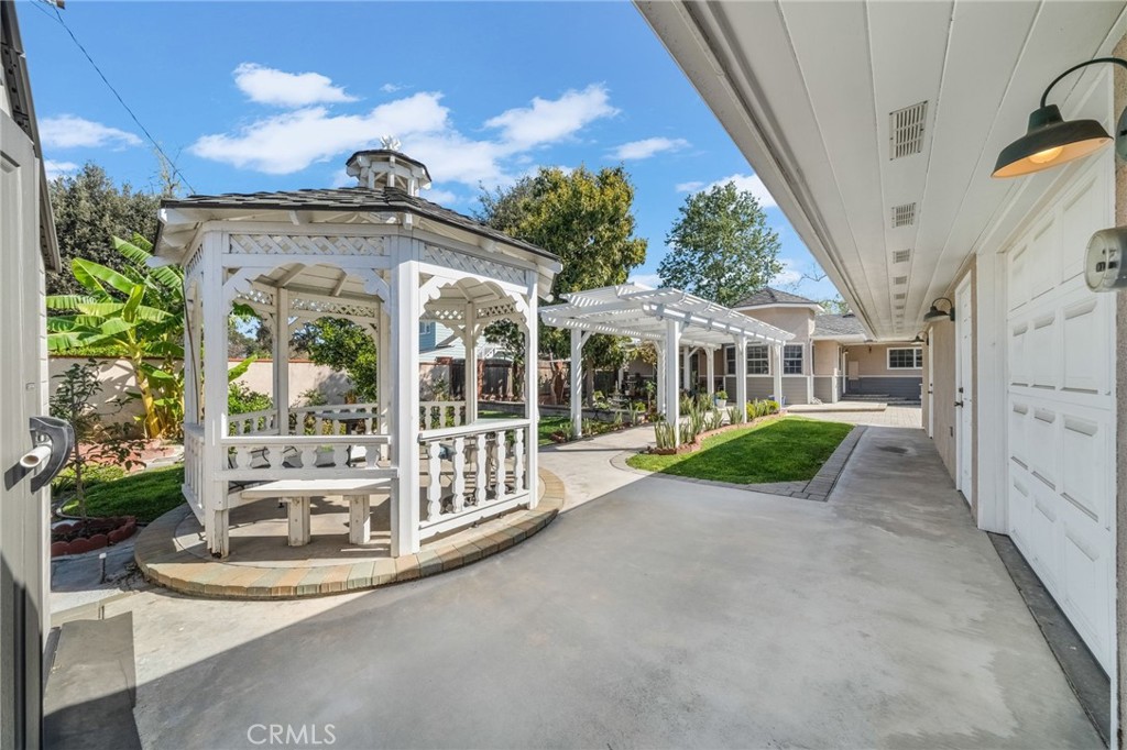 178 North Monterey Road Orange, CA 92866 - Photo 40 of 52