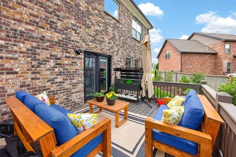 $564,000 | 203 Strongpoint Drive, Hendersonville, TN 37075