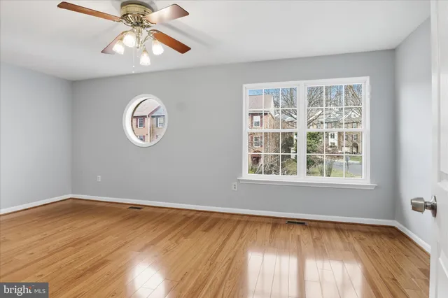 $3,300 | 6105 Castletown Way, Alexandria, VA 22310