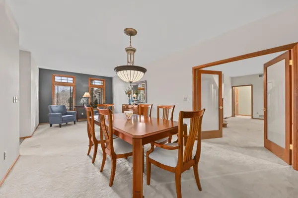 $949,900 | 14220 West North Oak Boulevard, New Berlin, WI 53151
