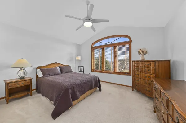 $949,900 | 14220 West North Oak Boulevard, New Berlin, WI 53151
