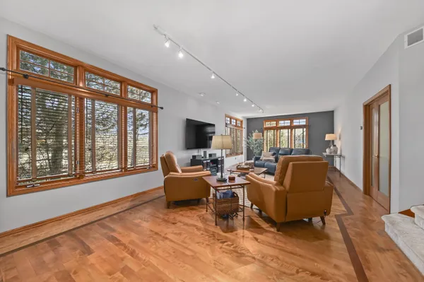 $949,900 | 14220 West North Oak Boulevard, New Berlin, WI 53151